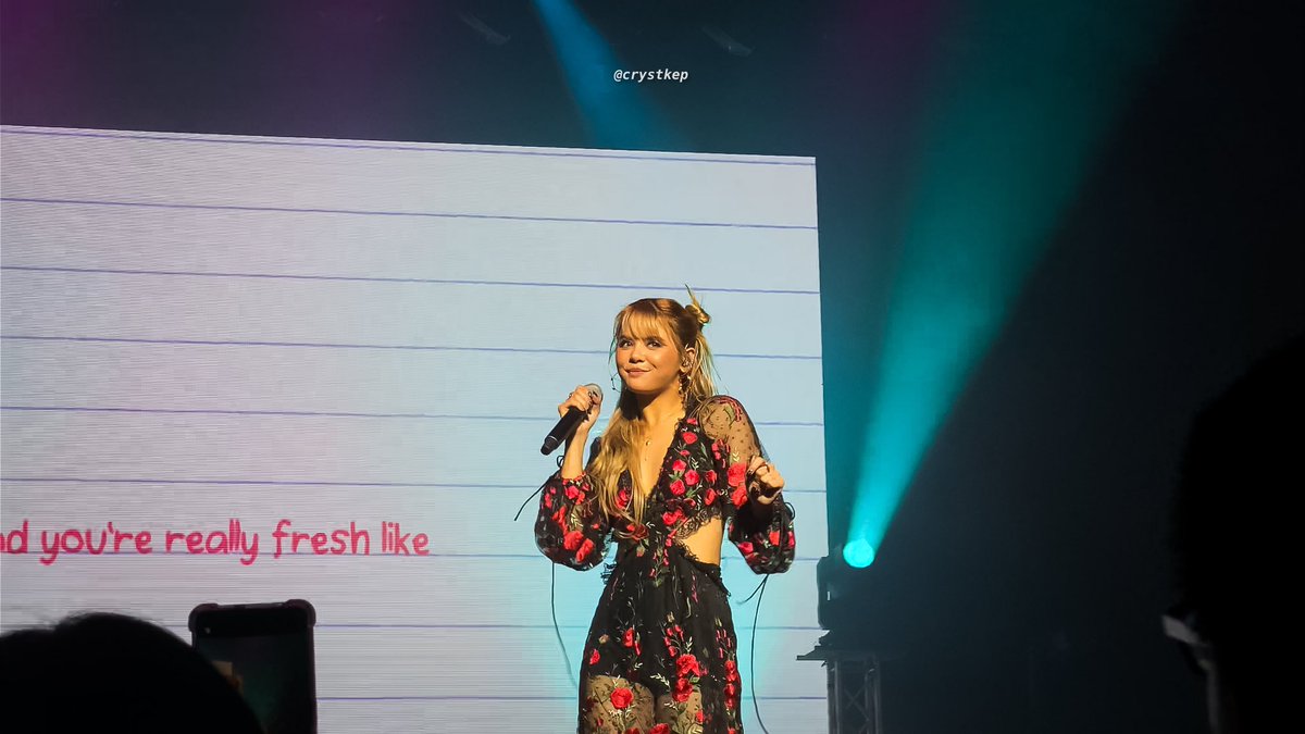 crystkep's tweet photo. So excited for the unreleased songs #Sorn_NirvanaGirlConcert
#NirvanaGirl #CLC
@signedbywild @sssorn_clc https://t.co/3nF9pKLvCQ