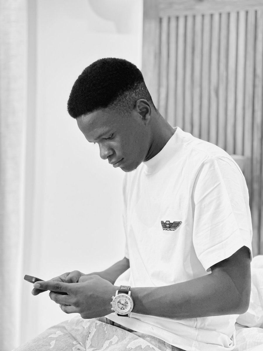 iamgabbyofficia's tweet photo. Here’s to another trip around the sun 💥🎂 HAPPY BIRTHDAY TO ME 🎂🥰💥 Greatness is certain, success is inevitable. long life and prosperity GABBY ❤️ #birthday #Nov26th https://t.co/MauTO98dJs
