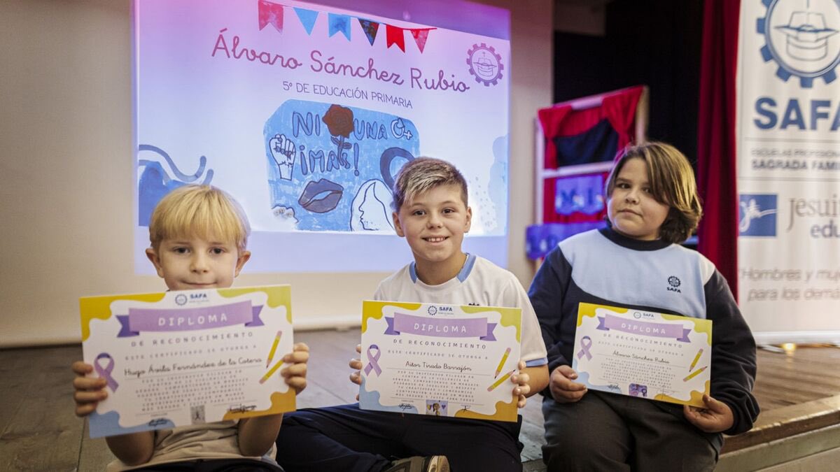 ¡Comenzamos el domingo con excelentes noticias! 🎉 Nuestros ganadores del concurso de eslóganes de la etapa de Primaria han sido publicados en el @diariodecadiz . 
¡Orgullo total para nuestro centro! 🏆📰✨ 
Noticia completa: diariodecadiz.es/cadiz/colegio-…

#YoconSAFA #SAFACádiz #25N
