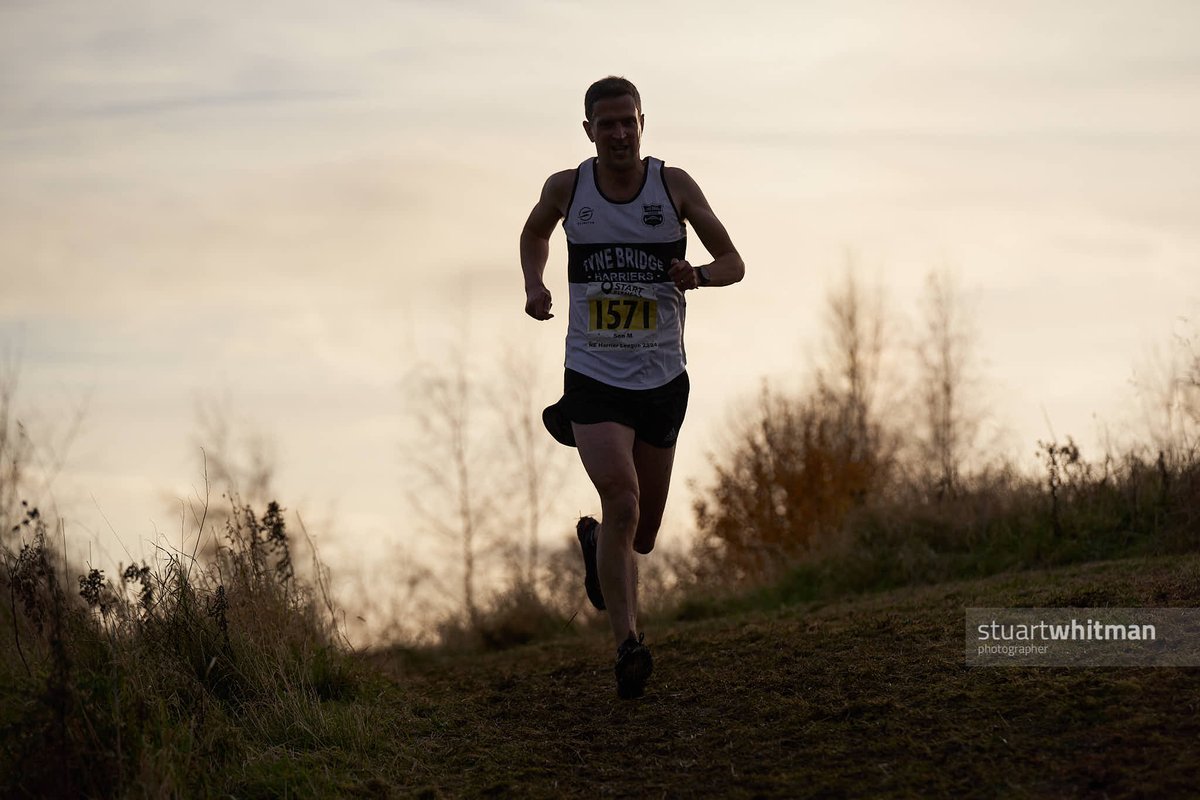 Into the sunset. Senior Men, North East Harrier League, Aykley Heads, Durham. Saturday, 25 November 2023. #sunset #xc #athletics #nehl