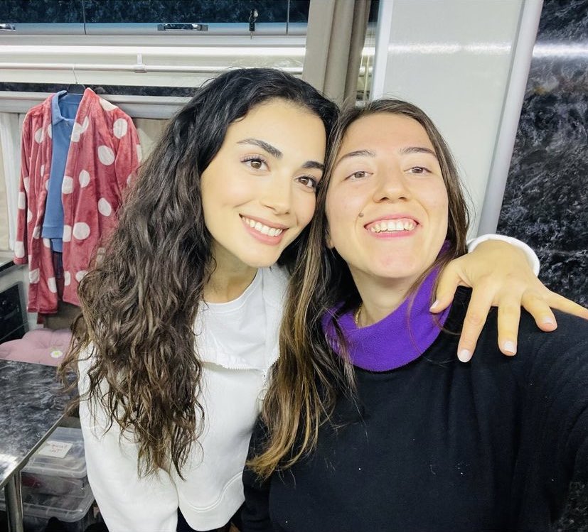 #Safir setinden #ÖzgeYağız 🆕