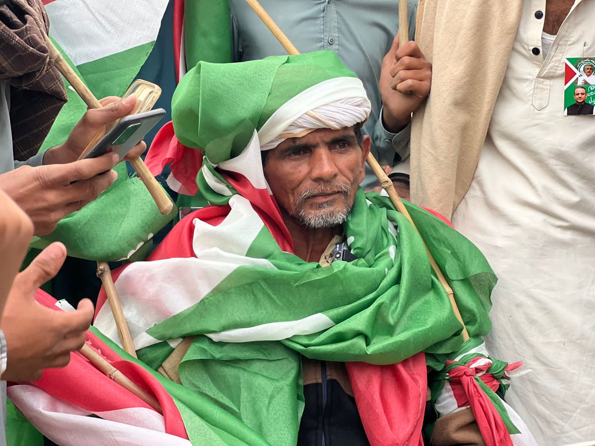 ShoaibSiddiqui_'s tweet photo. استحکامِ پاکستان پارٹی کے کامونکی میں عظیم الشان ورکرز کنونشن میں عوام کے قافلوں کا جوک در جوک آمد کا سلسلہ جاری اور انکا جوش و جزبہ قابلِ ستائش ہے۔
 کامونکی کے غیور عوام نے ثابت کر دیا کہ وہ استحکام پاکستان پارٹی کے ساتھ مل کر پاکستان کی تقدیر بدلنا چاہتے ہیں۔
#IPPInKamoke https://t.co/uXyCd8iOeX