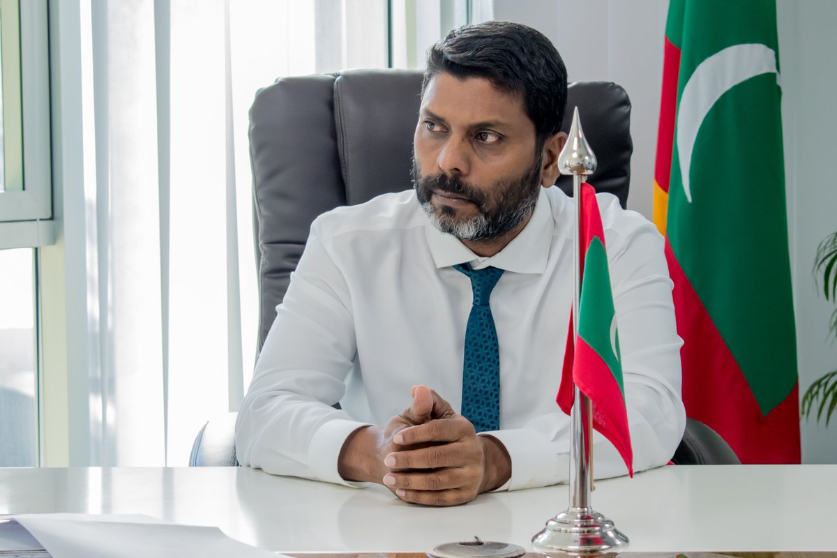 Minister Abdulla Rafiu met with senior officials of the Cricket Board of Maldives this afternoon.

In this meeting, Minister Rafiu discussed the difficulties faced by the cricket board in conducting their activities.

<a href="/maldivescricket/">Maldives Cricket</a>