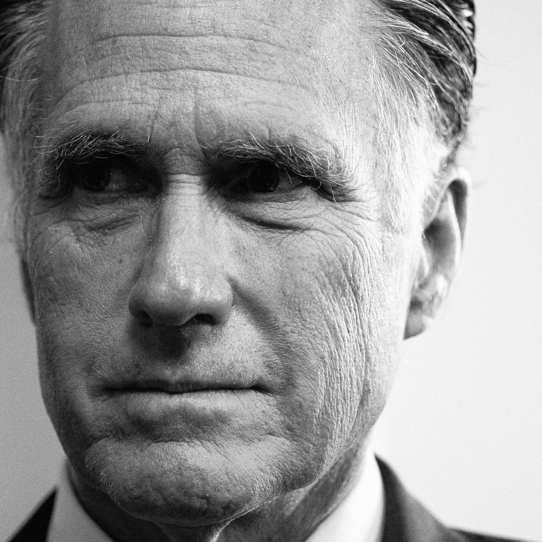 DesireeAmerica4's tweet photo. Mitt Romney says he would vote for Democrats over Vivek and Trump!

Who agrees that he is a traitorous RINO? https://t.co/9SPbY2zrsX