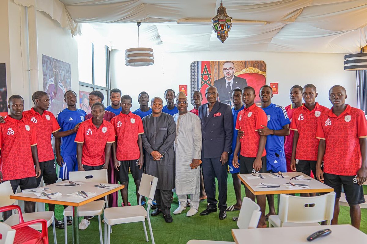 Une visite de courtoisie exceptionnelle à l’Académie DIAL DIOP aujourd’hui, avec nos confrères maliens Mr Boubacar kone du GROUPE UATT et son fils Cheikh kone. Un moment chaleureux d’échanges et de convivialité, renforçant nos liens au-delà des frontières #kebetu