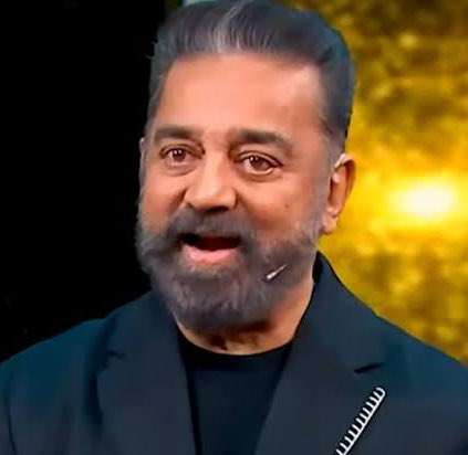 DearthOfSid's tweet photo. At 69, Kamal Hassan is policing how survivors of sexual abuse must conduct themselves. At 72, Mammootty is playing a gay protagonist in his new film. They are not the same. https://t.co/21na7UaILG