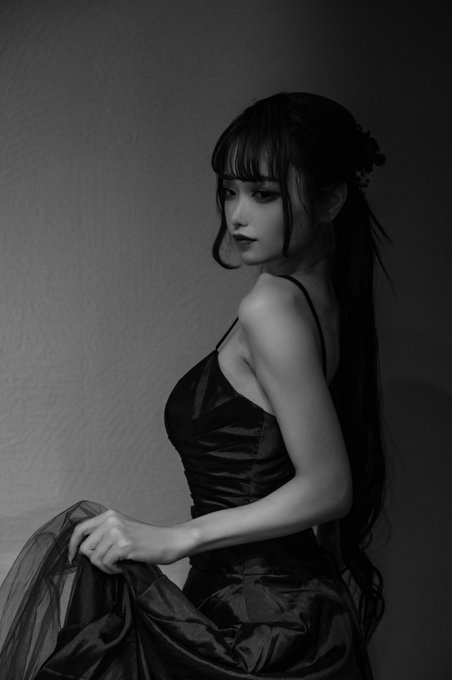 コスプレイヤーしろさきのTwitter画像28
