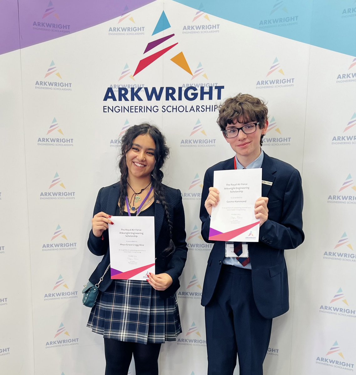 Congratulations to these two achieving an @ArkwrightTalent, a huge achievement 🎖️.