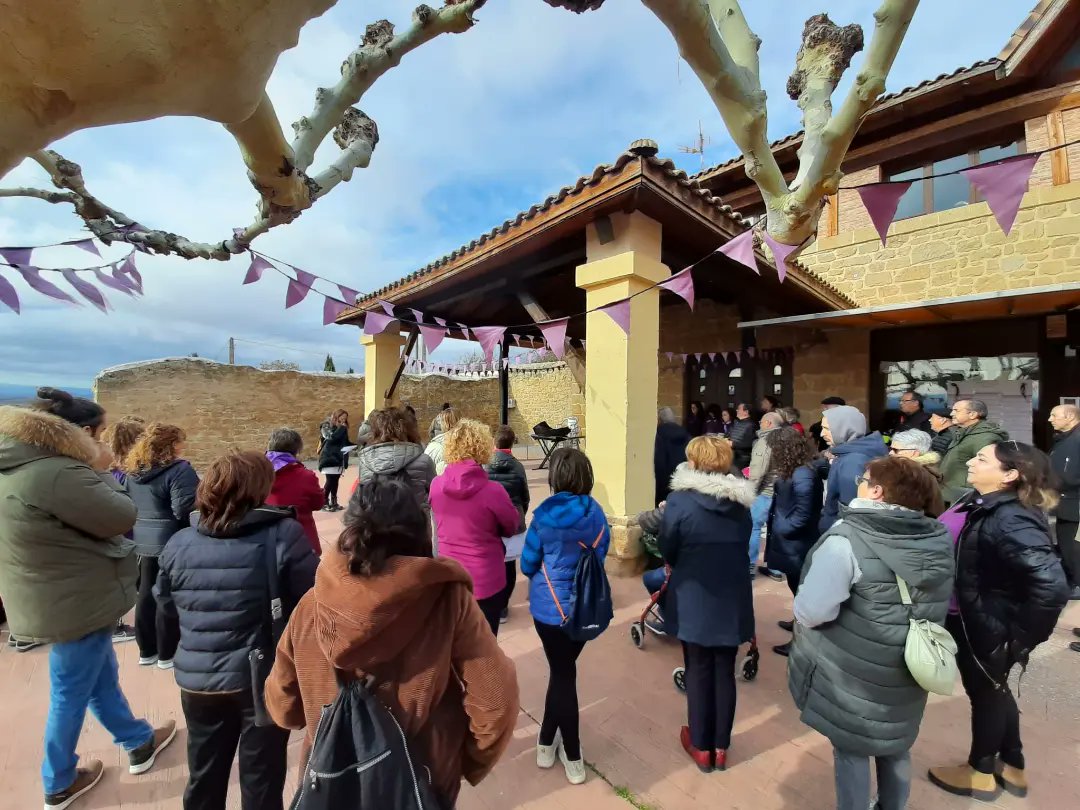 AcoaAke's tweet image. 📸 #25N de Rioja Alavesa en el #concejo de #Paganos 🟣 Arabako Errioxako #A25|eko eguna Paganoseko #kontzeju|an

#Laguardia #Guardia @Rioja_Alavesa #Araba #Alava