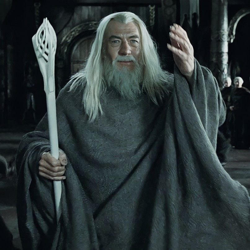 Lo que te encontrarás aquí en Tolkienverse:

— 60% noticias de El Señor de los Anillos
— 10% noticias de otros temas
— 10% opiniones personales
— 10% memes
— 10% variedad

Si te gusta, quédate. Si no, puedes irte. No pasa nada. Un RT para llegar a más gente se agradece. 🙏🏽