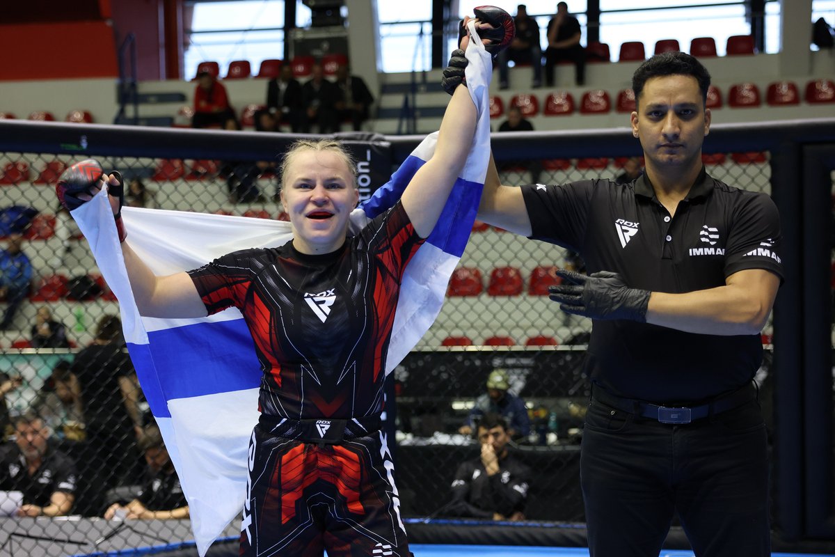 Maanantain #Ylilyönti-agendalla riittää puitavaa. #FinnMMA-superviikonloppu: 14 ammattilaista kehissä, 7 voitti - mitä jäi mieleen? Vapaaottelun MM-kisoista heltisi yksi  odotettu mitali, potkunyrkkeilyn MM-kisoissa saalis taas oli komea. Kysyttävää? <a href="/JaakkoDahlbacka/">Jaakko Dahlbacka</a>