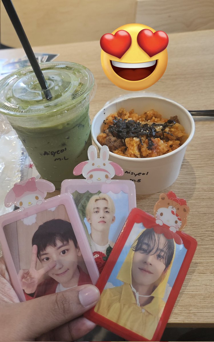 exo1399's tweet photo. LoeYeolMark 🍒🐯 🫶 
LoeYeolGyu at #StayWithLoey https://t.co/J5gZIkAabN