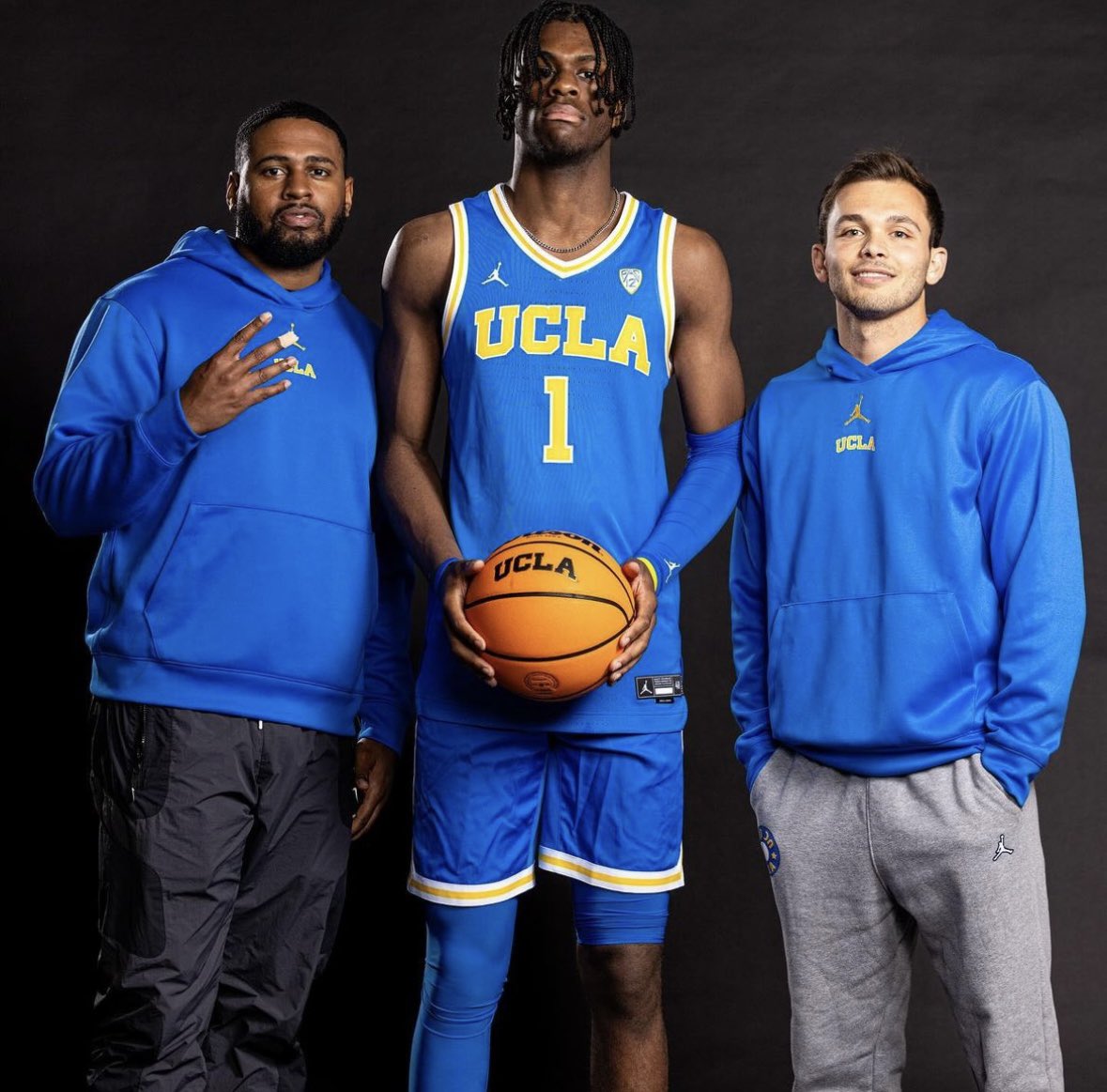 2025 wing Dwayne Aristode on his UCLA visit, looking like he belongs in that Blue and Gold.

Aristode is an athletic 2 way wing ready to have a big impact at the next level and is a big UCLA target.