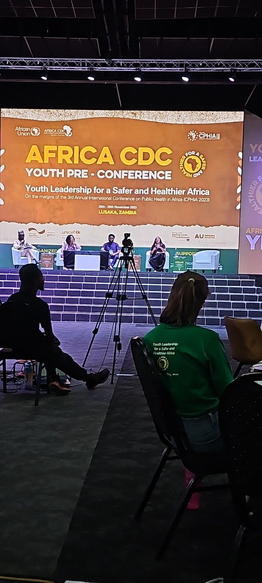 Security, financing, working conditions, access to resources and gender approach are all factors to consider. <a href="/ChoonaraShakira/">Doc Shakira Choonara</a> about #African health #workforce opportunities in the @CPHIA_AfricaCDC #youth pre-conference.