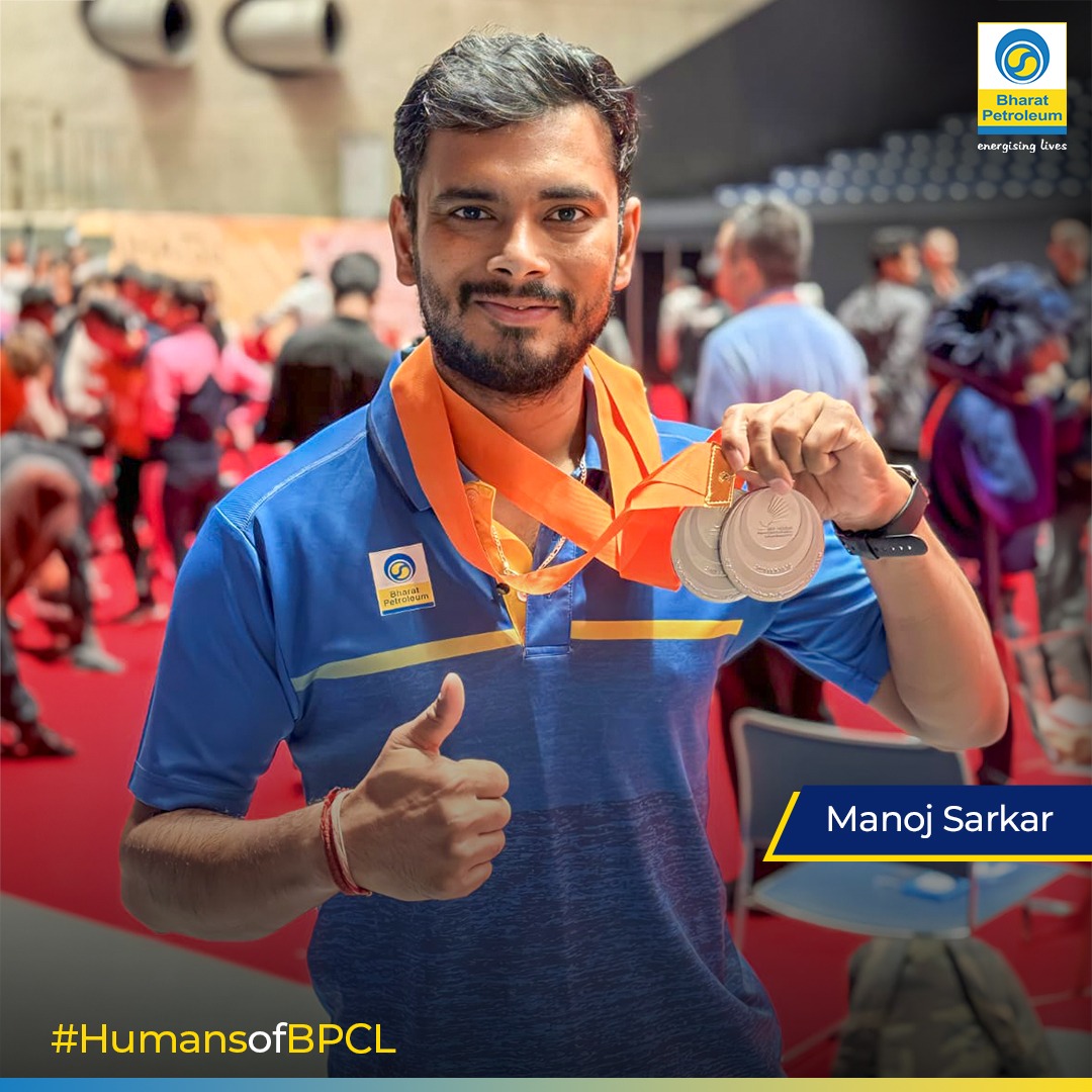 BPCLimited's tweet photo. Manoj Sarkar is an ace Indian para-badminton player who has won a staggering 50 international medals, of which 19 are gold, 13 are silver, and 18 are bronze.
#ManojSarkarChampion #ParaBadmintonExcellence #BPCLSupportsChampions #HumansOfBPCL #humansofbharatpetroleum https://t.co/rYoqpMkCAc