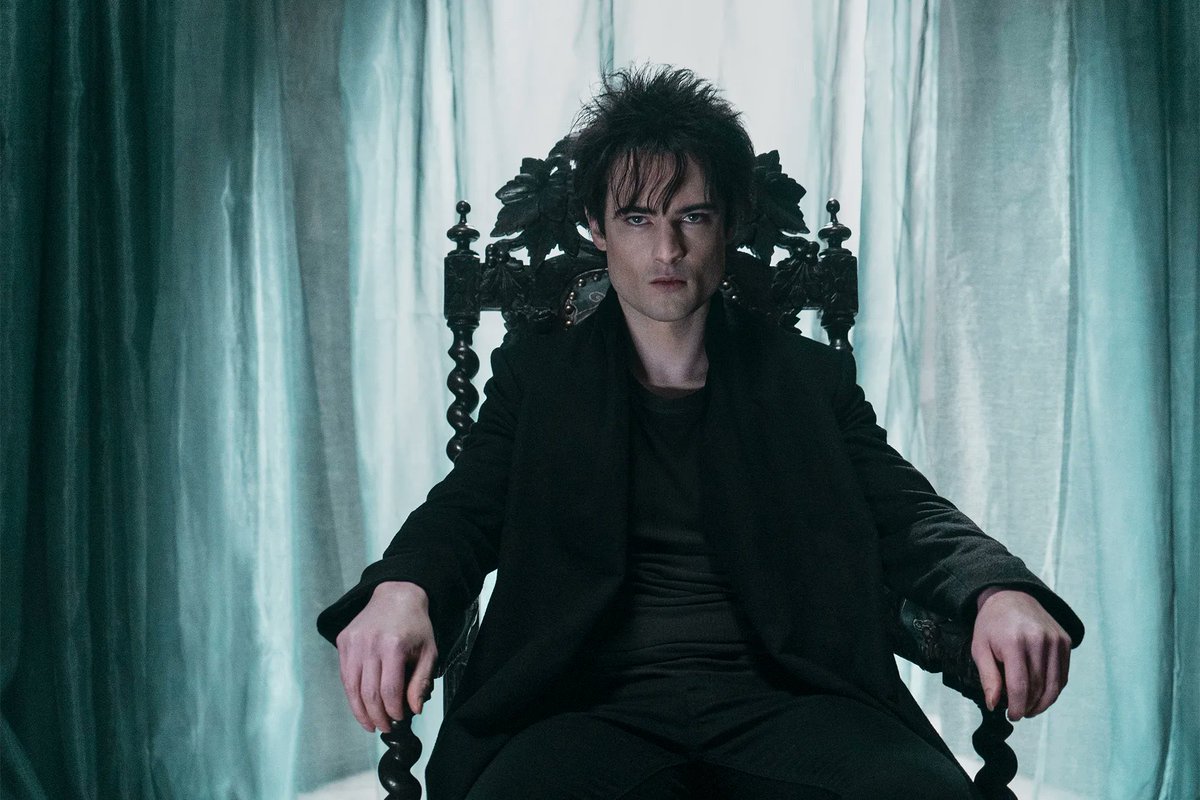 SandmanNews's tweet photo. Netflix's The Sandman season 2 is set to resume filming tomorrow! https://t.co/urR6xdkaRD