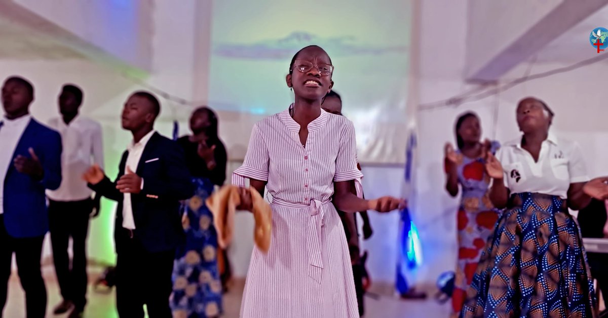 BwaiseWC's tweet photo. Sunday service at Bwaise Worship Centre Yesu Akwagala with pastors Arnold Kikonyogo and Teojude Kikonyogo
Theme: Why christ should be anchor of our faith
Script ref:Hebrews 6:4, John 4:23-24 https://t.co/SCkKfGHI2a