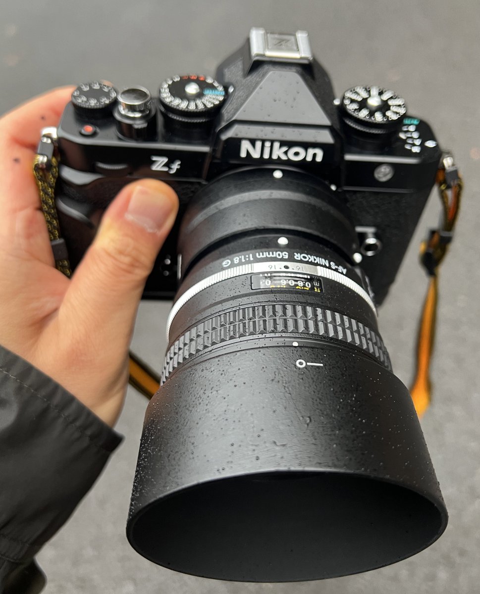 nao33nao33's tweet photo. AF-S NIKKOR 50mm f/1.8G Special Edition

#Zf 用にニコンダイレクトで訳あり品として買ってみた
デザイン的にはわ #FTZII 入りでもピッタリだね！

#とるなら さん、情報、有難う御座います！ https://t.co/kxZEgSMz5k