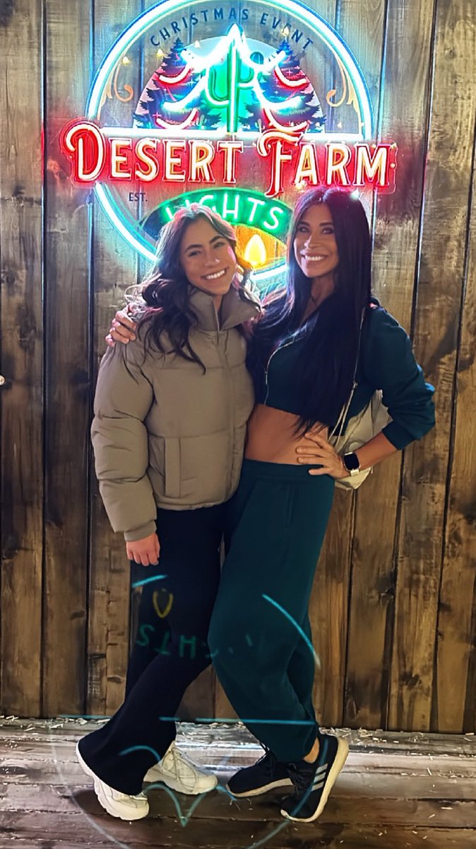 PRgirlinAz's tweet photo. Don’t have a lot of highlights from this busy weekend. Feels more like a whirlwind. But we did have great family moments. Feeling abundantly blessed & incredibly grateful for being the Momma of 4 girls, Mother in law to 3 additionals & Grandma to 6!
#MeAndMyLulu
#MiniAndMe https://t.co/R07mxJH3cJ