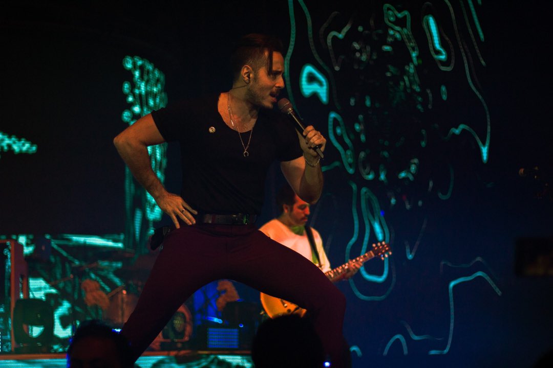ClassMusic's tweet photo. Una noche que siempre recordaremos 💛

Así estuvo el Acto I del concierto de @jose_madero  en el Auditorio Nacional 🎶✨
#CiaoGiallo

📸: @genavalch / @GRV_XI 
💻: @soulfer_20 https://t.co/2B3jfCOCFN