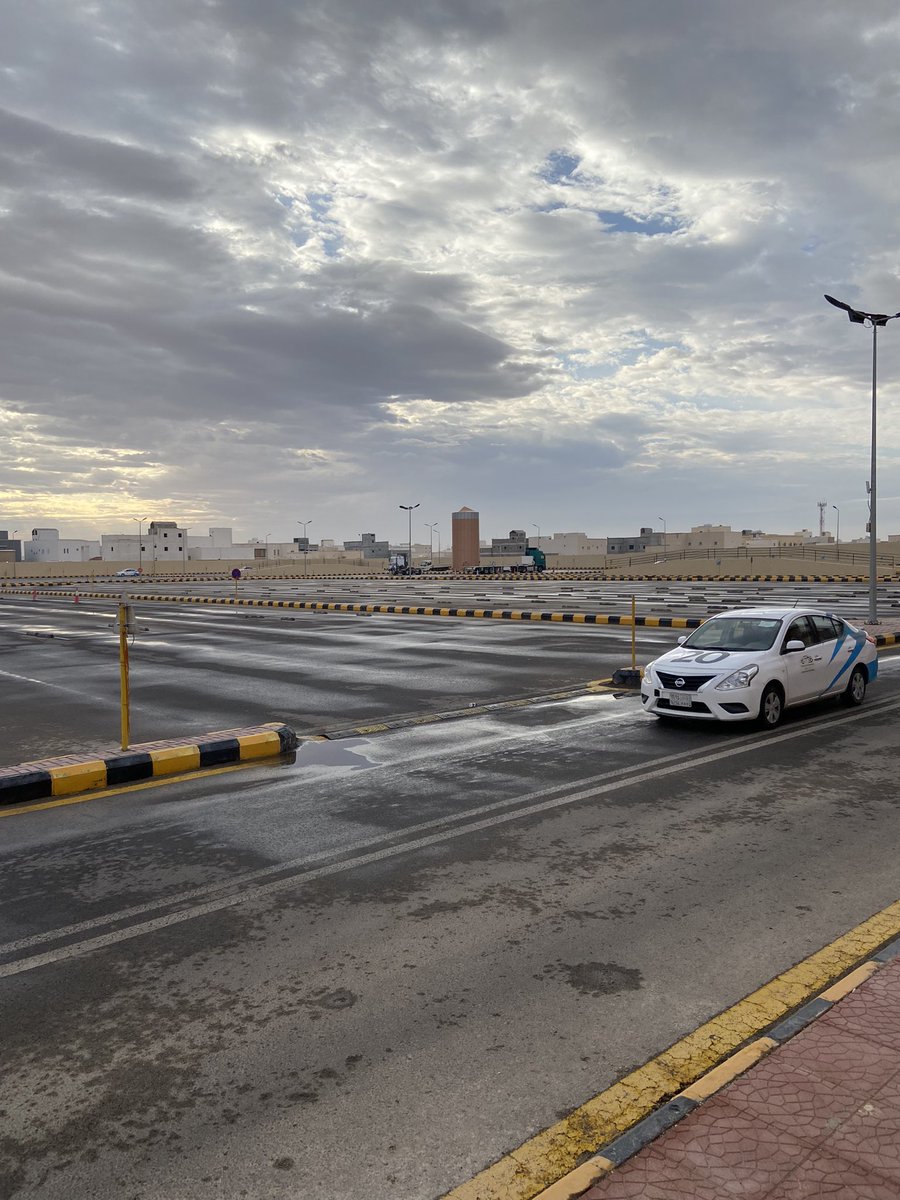 صباح الخير

يرجى الالتزام بوقت التدريب العملي حيث ان التأخير مرفوض تماماً 

و عند التأخر ١٥ دقيقه يتم تعويض المستفيد/ة بيوم تدريب برسوم ١٧٢.٥ ريال