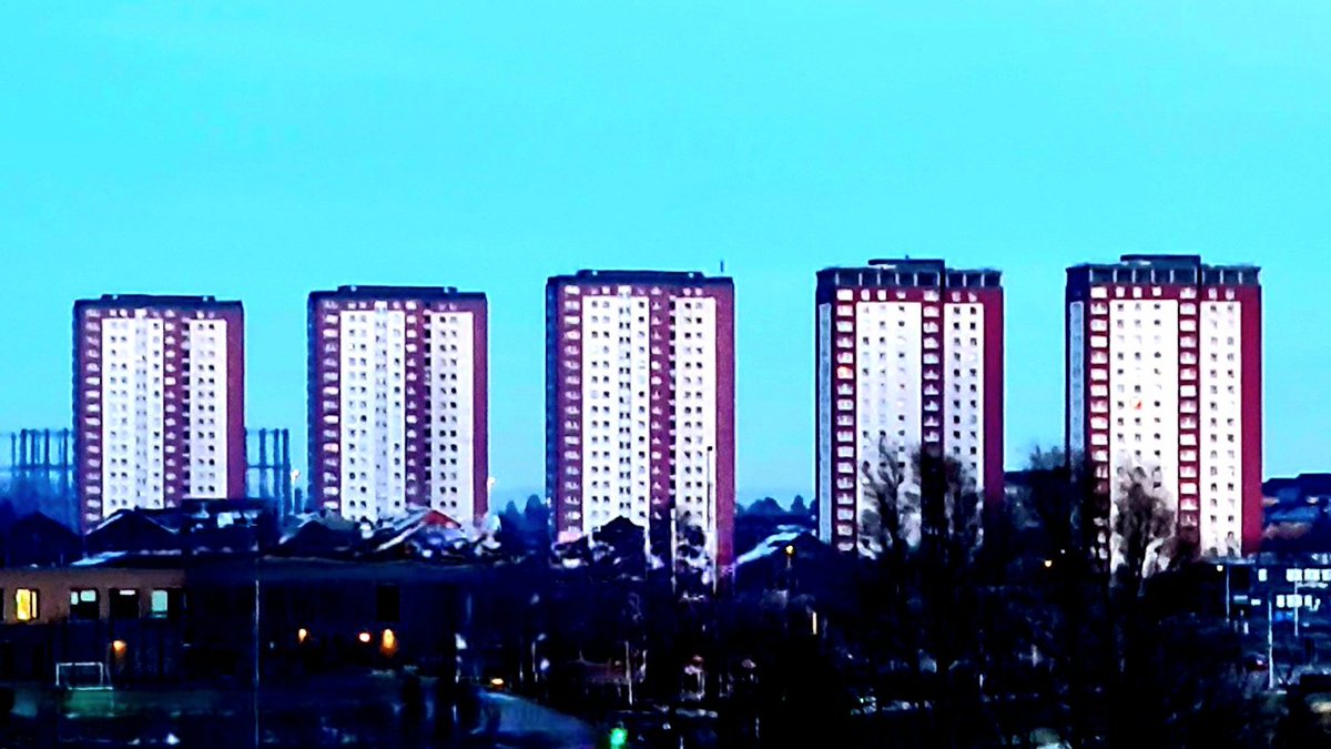 is_glasgow's tweet photo. The 1960s high flats on Charles Street in the Royston area of Glasgow at dusk last night.
#glasgow #architecture #glasgowbuildings #highflats #royston https://t.co/IxpHFCVS7G