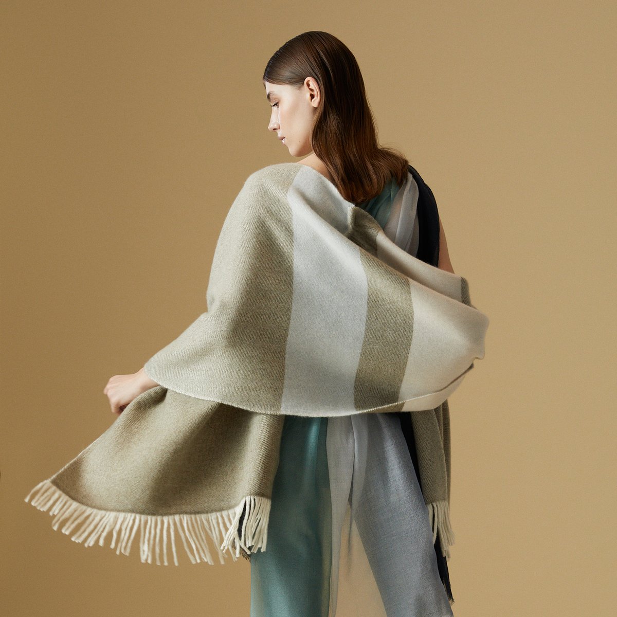 PurestCashmere's tweet photo. Welcome the winter chill! ❄️ Indulge in the coziness of our new Consciously Precious Cashmere Winter Collection 🧣 Shop at https://t.co/fxfyme4ji1 for timeless comfort! 🌟

#ConsciouslyPrecious #Cashmere #Shawl #Gift #Sustainable #Luxury #Fashion https://t.co/XqYFR6zh1C