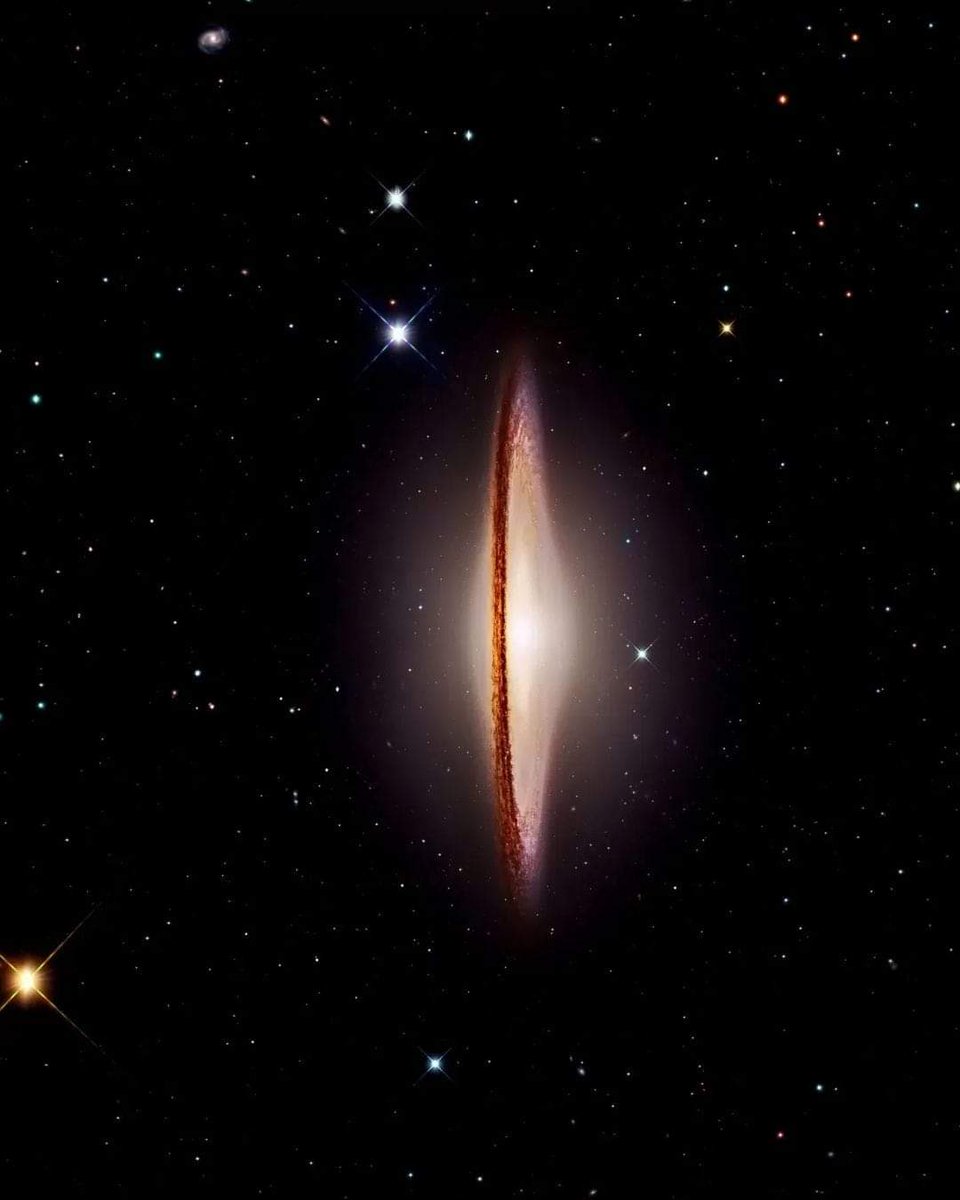 Amazing_Xcience's tweet image. M104: The Sombrero Galaxy.  
Image Data: NASA, ESO , NAOJ, Giovanni Paglioli - Processing: R. Colombari