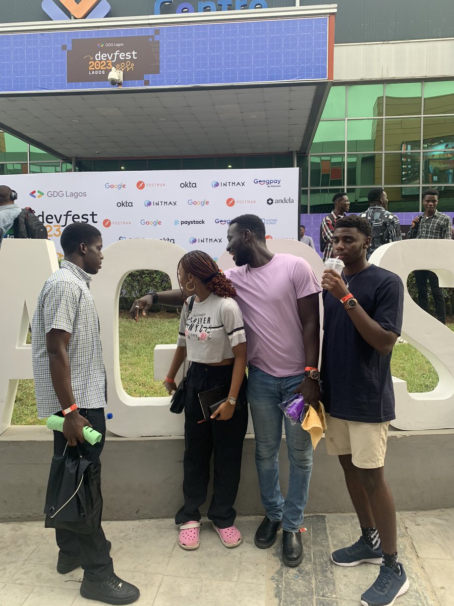 lifewjola's tweet image. #DevFestLagos2023 was a blast!!!

Went home with a total of 10 swags (I guess you can call me swag princess now) and a good mental note to always remember ‘done is better than perfect’ @aniediudo ‘23 :D