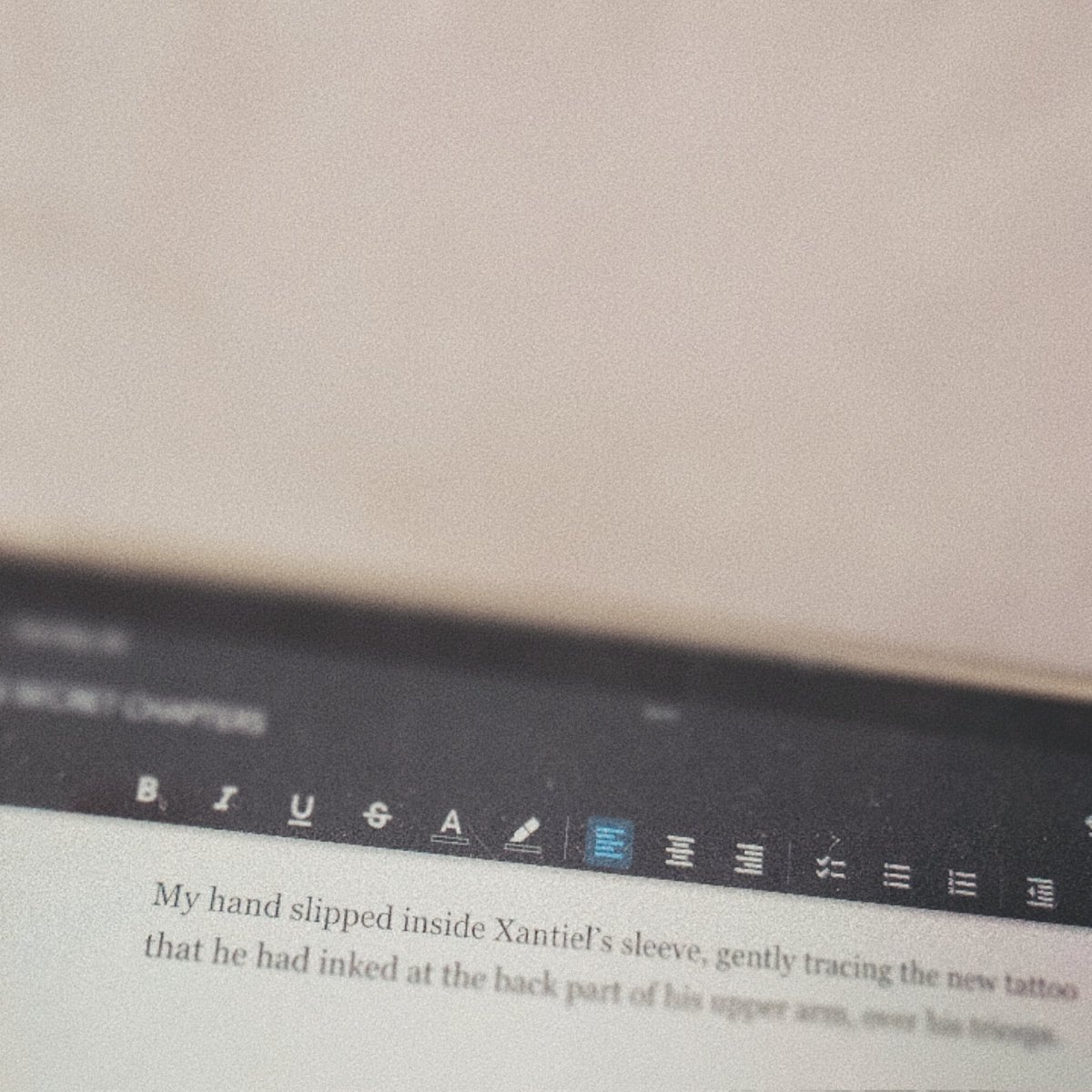 To celebrate Feuille's birthday, here's a first-ever insider sneak peek of the secret chapters in the upcoming #DangerDangerMrStranger physical book 🤫😉🖤 #DeuxIsComingSoon