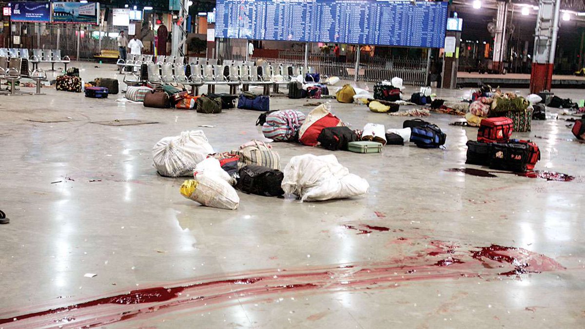 rajalakshmij's tweet photo. NEVER FORGET NEVER FORGIVE the #MumbaiTerrorAttack , the masterminds, &amp; those who facilitated it!!

NEVER FORGIVE how UPA Govt FORGOT the bloodbath of our innocents, FORGAVE the dreadful terror attack, did NOTHING about it and took pride in "SHOWING RESTRAINT" 

#NeverForget2611 https://t.co/0c7nOwJ2fX