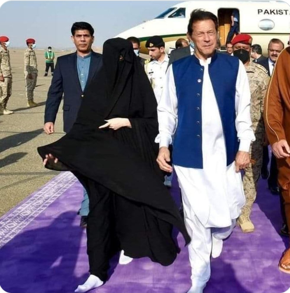 ایک تجربہ کرنا چاہتا ہوں مسٹر اینڈ مسز عمران خان کی اس تصویر پر ایک ملین امپریشن دیکھنا چاہتا ہوں

بلیو ٹک ویریفائڈ اکاؤنٹ زیادہ سے زیادہ لائک ری پوسٹ اور کمنٹس کریں