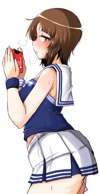 R18 特別な栄養ドリンクの特典を提供する西住みほさん 