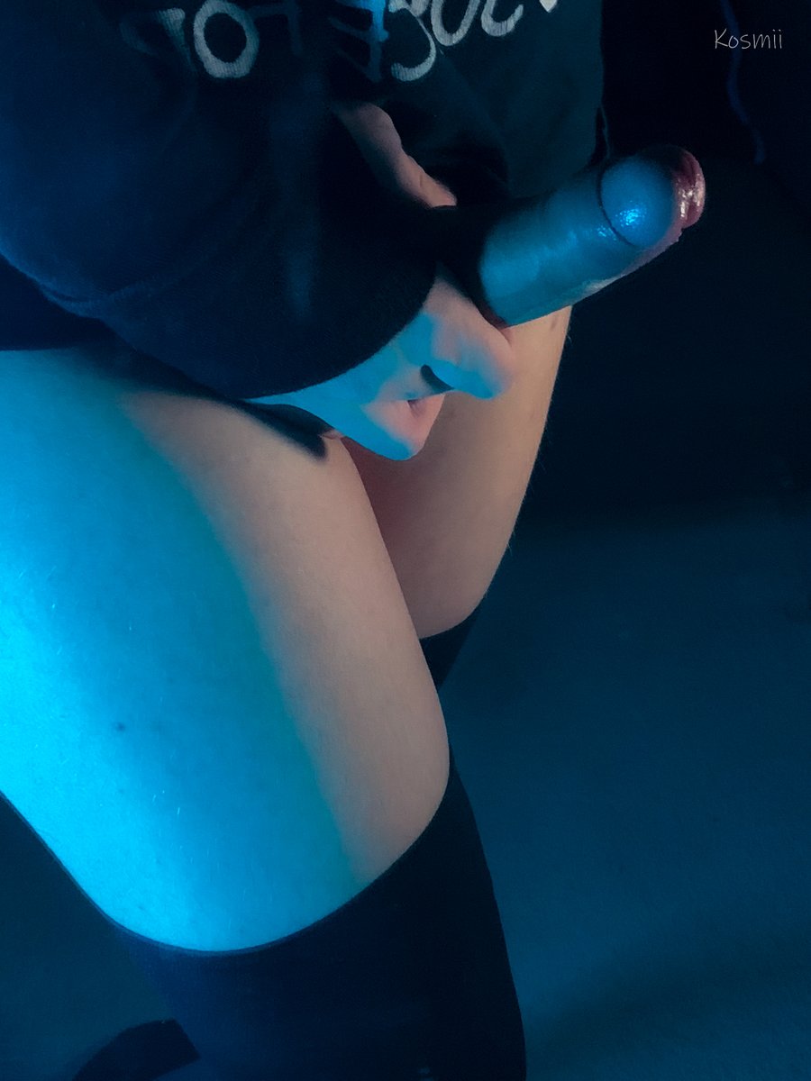 FemKosmii's tweet photo. yes im a boykisser, whaddya gonna do about it https://t.co/3KWCnXuNyz