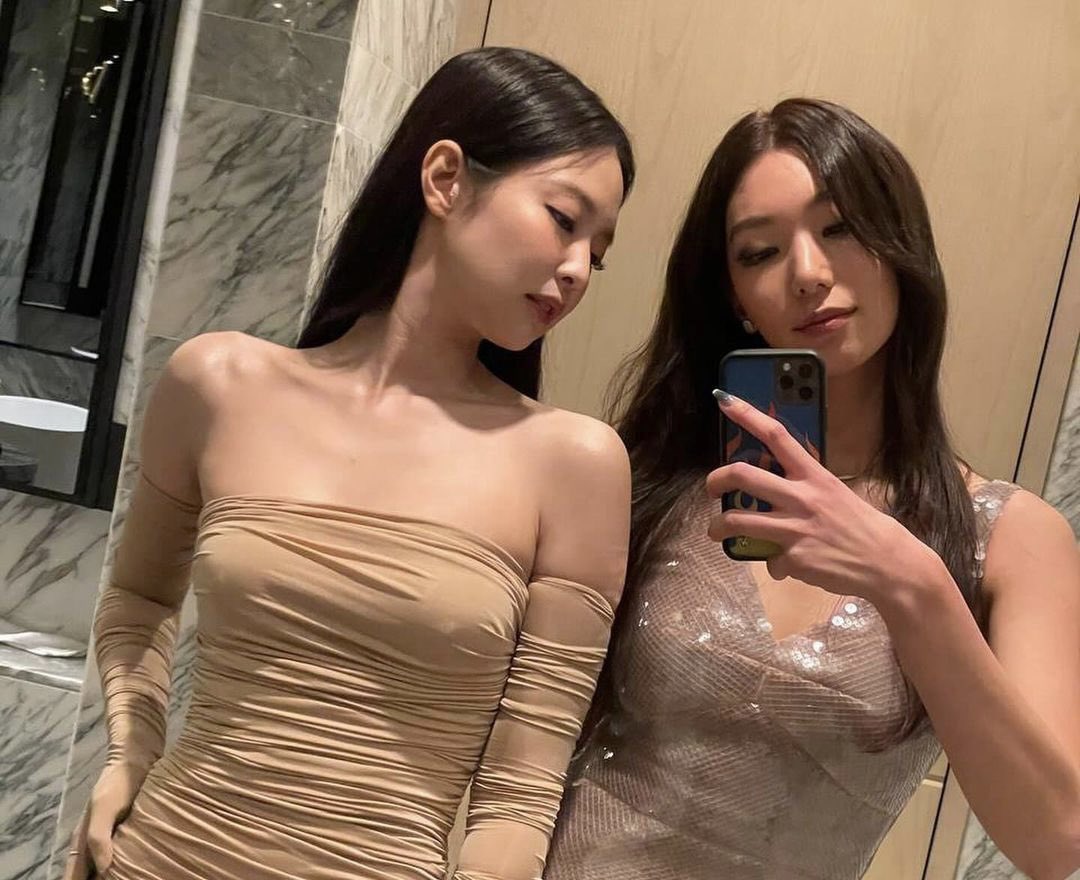 jnsource's tweet image. 