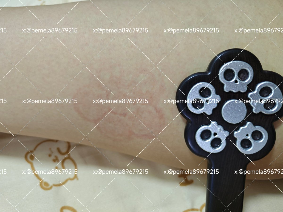 pemela89679215's tweet photo. 笙笙的拍子,三个都是这家:@BKeng_RS
我已经快学会印花了!金属的凸起凉凉的,突然接触的话还是挺刺激的,或者用吹风机给它吹热一点,会不会更疼🤔?这个骷髅的印出来有点像桃花,还挺可爱的🥰。小U拍确实很好用,OTK神器!
#打屁股 #spanking #spank #sp #女贝 #小圈 #DIYspank https://t.co/QcIlHIOFhp