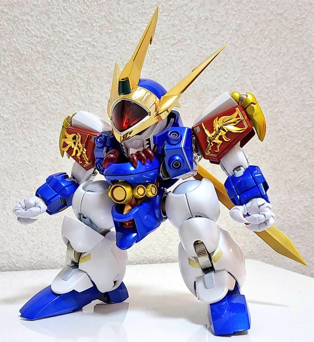 「METAL BUILD  DRAGON SCALE 龍神丸(35thANNIVERSARYEDITION)」龍神丸は、つい買ってしまう内部フレームがタカラの「重構造 龍神丸」を思い出させますね。 