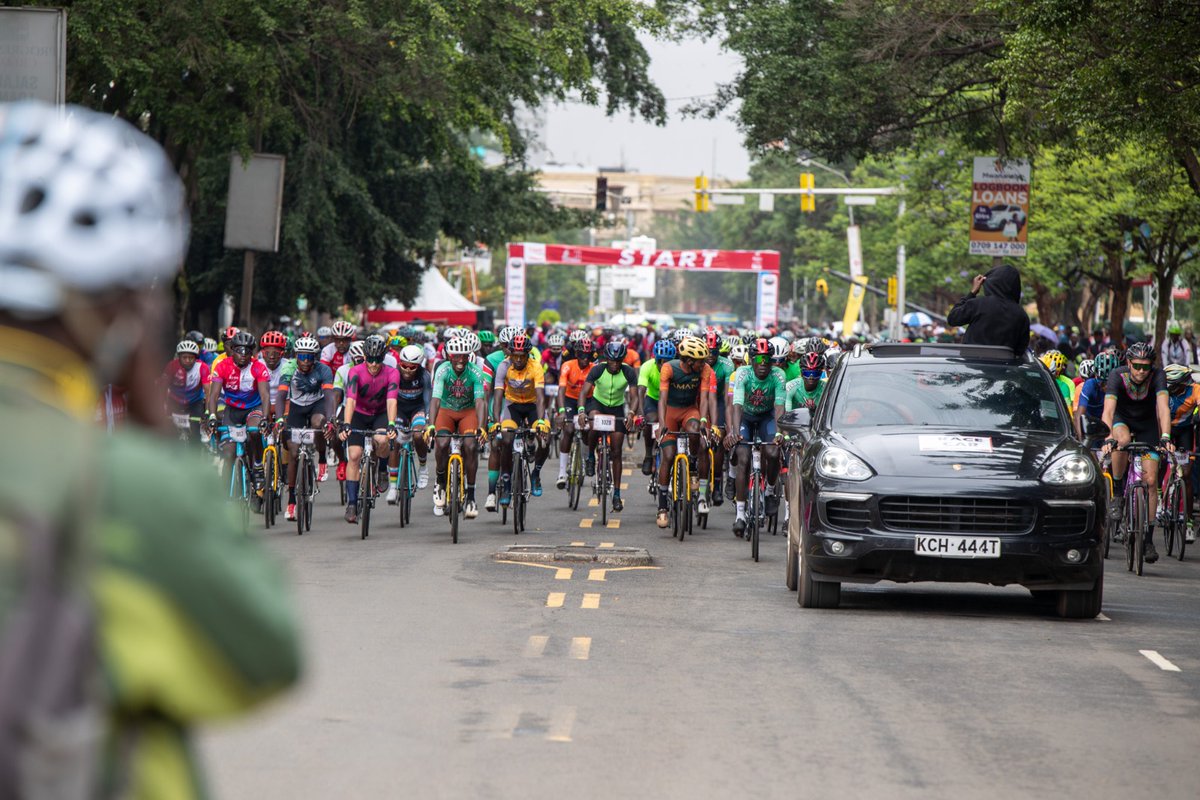 Beautiful scenes in the Streets of Nairobi ❤️🔥

#JubileeGNBRLiveFreeRace