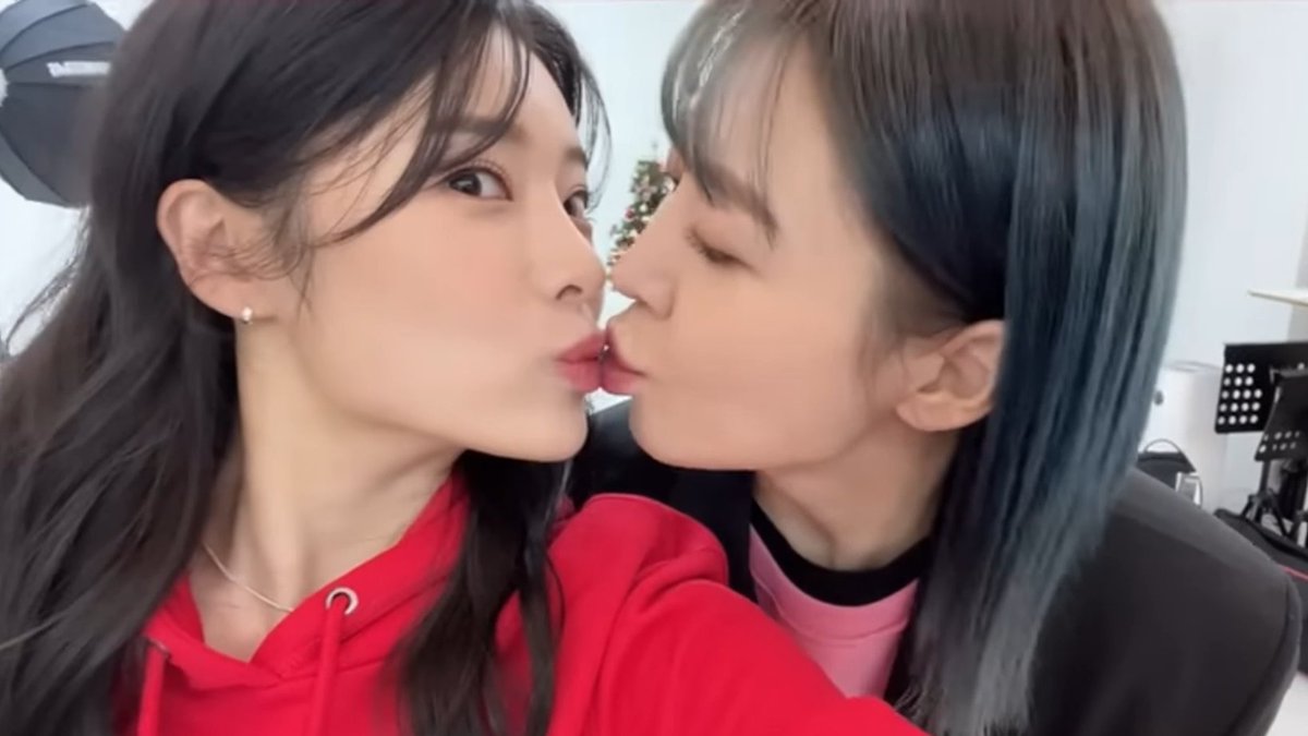 KDramaHandle's tweet photo. Former #MixNine trainee #ChoHyeon comes out as a lesbian and launches a YouTube channel with her girlfriend #EunHa to share their journey as a lesbian couple. https://t.co/Po1rxRBXQr