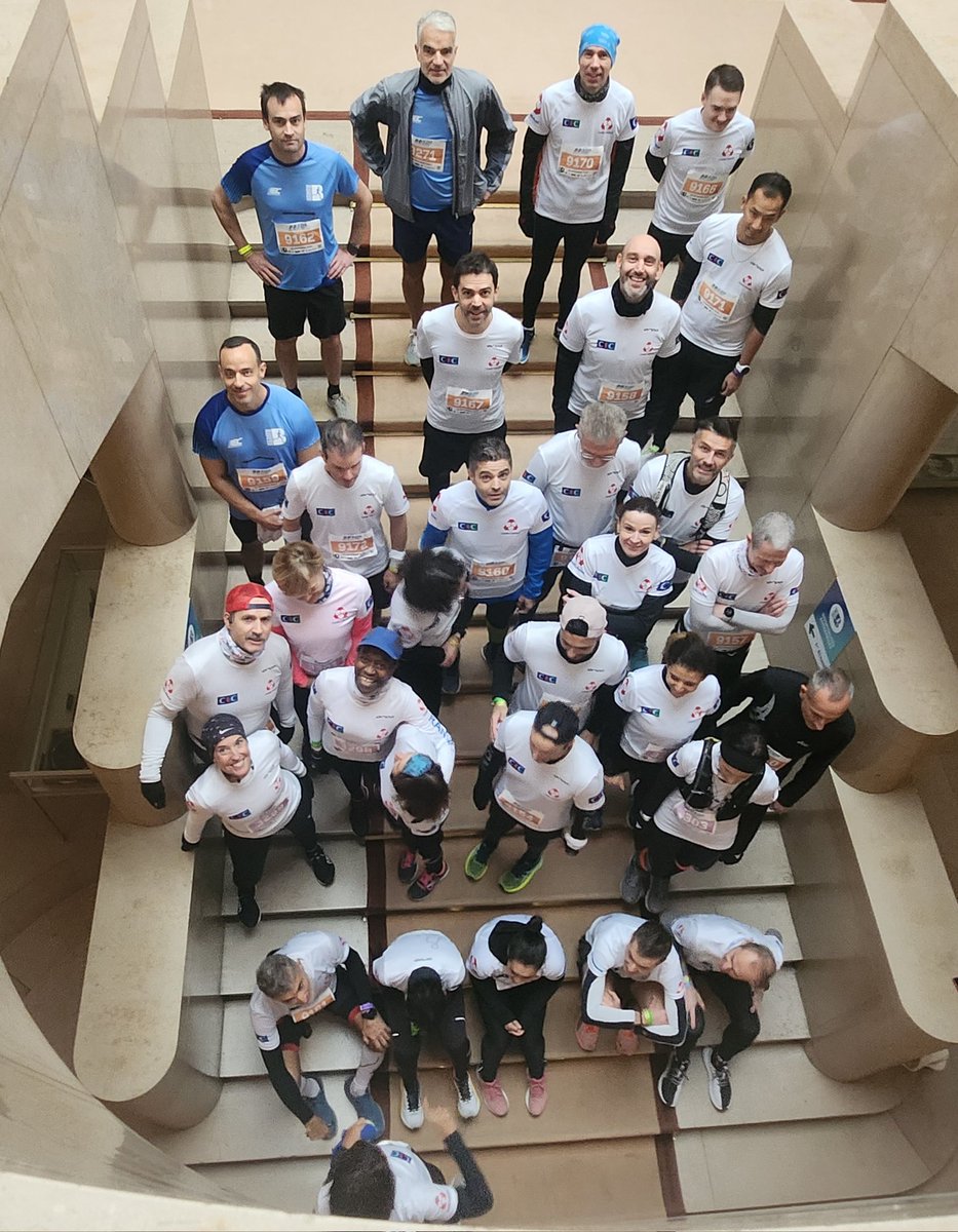 Plaisir d'apporter mes encouragements aux coureuses et coureurs de <a href="/run_et/">Run'In Crédit Mutuel et CIC</a> avant le départ du Semi-marathon de Boulogne-Billancourt.
<a href="/CreditMutuel/">Crédit Mutuel</a> <a href="/cic/">CIC</a> <a href="/CreditMutuelAF/">Crédit Mutuel Alliance Fédérale</a>