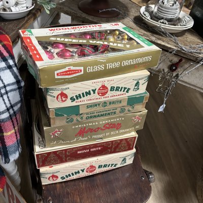 VintageBeres's tweet photo. #NewProfilePic https://t.co/4hClUjxIi4