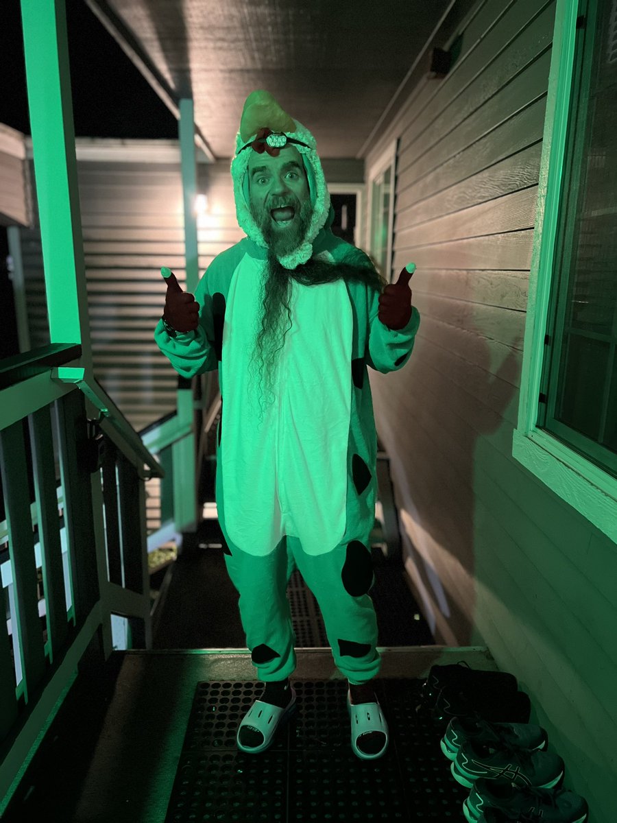 crewsoundersfan's tweet image. I’m still going strong. Every $5 change into a new costume, every $20 physical challenge $30 run a mile in whatever I’m wearing. Thank you for donating. 

Update
$290 in 5 hours 
extra-life.org/participant/50… #seattlechildrenshospital #extralife #ProCompressionAmbassador