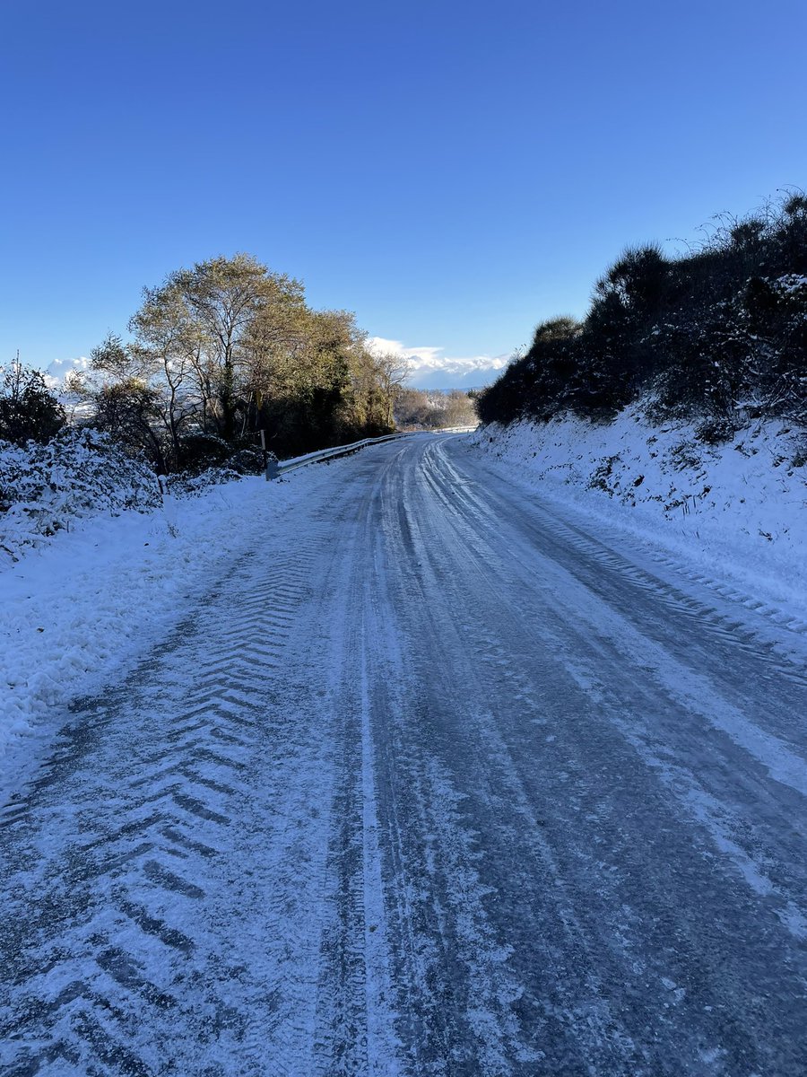 fraiovi's tweet photo. La prima neve, qui.
#icerun https://t.co/wXLERtDbCl