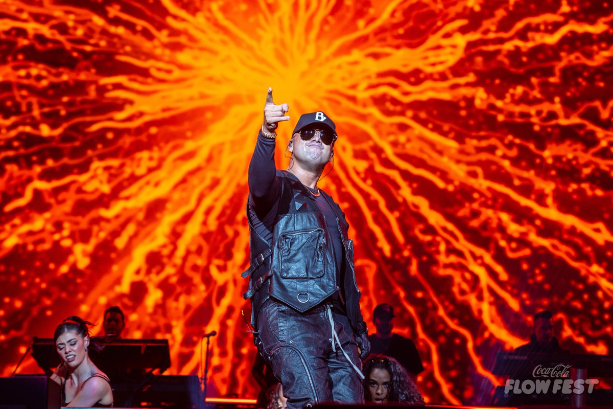 CocaCola_Flow's tweet photo. El Último Baile de Los Líderes sucedió aquí, en su segundo hogar, la Ciudad de México

Gracias por tanto @wisinyyandel 

Los vamos a extrañar. https://t.co/jUfuwAkapp