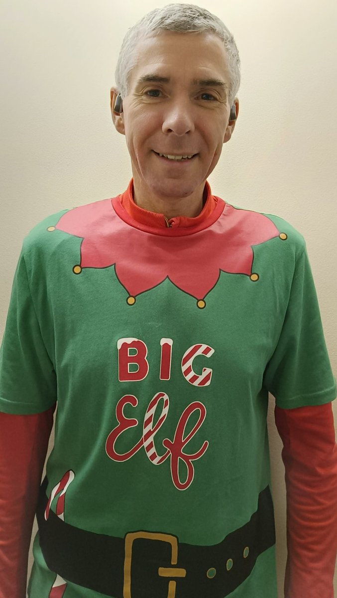 StephenBromby's tweet photo. Just nipping out for a 5k run in my Christmas pyjamas - as you do!
#BostonSantaRun https://t.co/hHCYO0mtDT