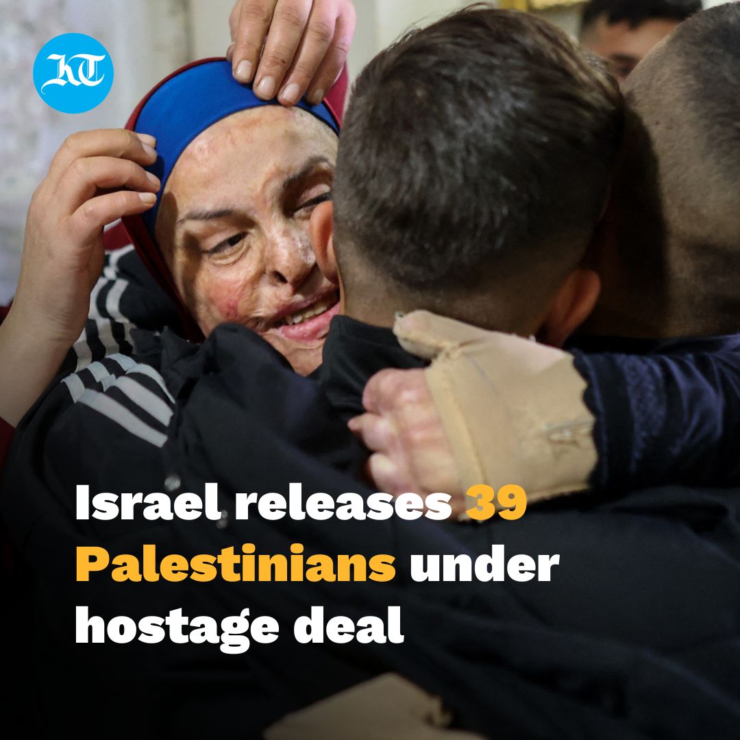khaleejtimes's tweet image. Prison authorities in Israel announced that they had released 39 Palestinian detainees, after 13 Israeli hostages were freed under an agreement that came into force on Friday.

Read more on the Khaleej Times website.

#Palestine #Israel #PrisonerExchange #KhaleejTimes