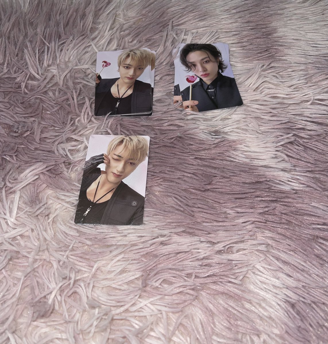 kselect_ph2's tweet photo. ⚡️⚡️PAYDAY SALE⚡️⚡️
WTS LFB help rt
TREASURE REBOOT DIGIPACK PHOTOCARDS TINGI
OLD PRICE: 💸90php each
NEW PRICE:💸70php each ALL IN + LSF
FROM MERCARI JAPAN 🇯🇵
NO TO SENSITIVE BUYERS ❌
ON HAND ✨
NO RUSH SHIPPING ❌
QRT MINE + MEMBER
#KSelectPHSale #KSelectPHPaydaySale @treasuremembers