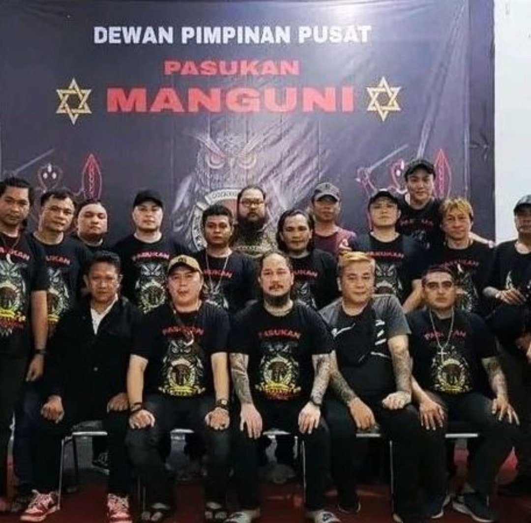 WhoossNews's tweet photo. Negara tidak boleh TINGGAL DIAM terhadap ormas perusak kebhinnekaan. 

Ormas-ormas seperti ini harus diselidiki, apakah ada aliran dana dari luar negeri? 

Dukungan itu tidak GRATIS, jangan sampai ada "jejak MOSSAD" dalam aksi anarkis mereka di Bitung? https://t.co/8R0xIF6NlX