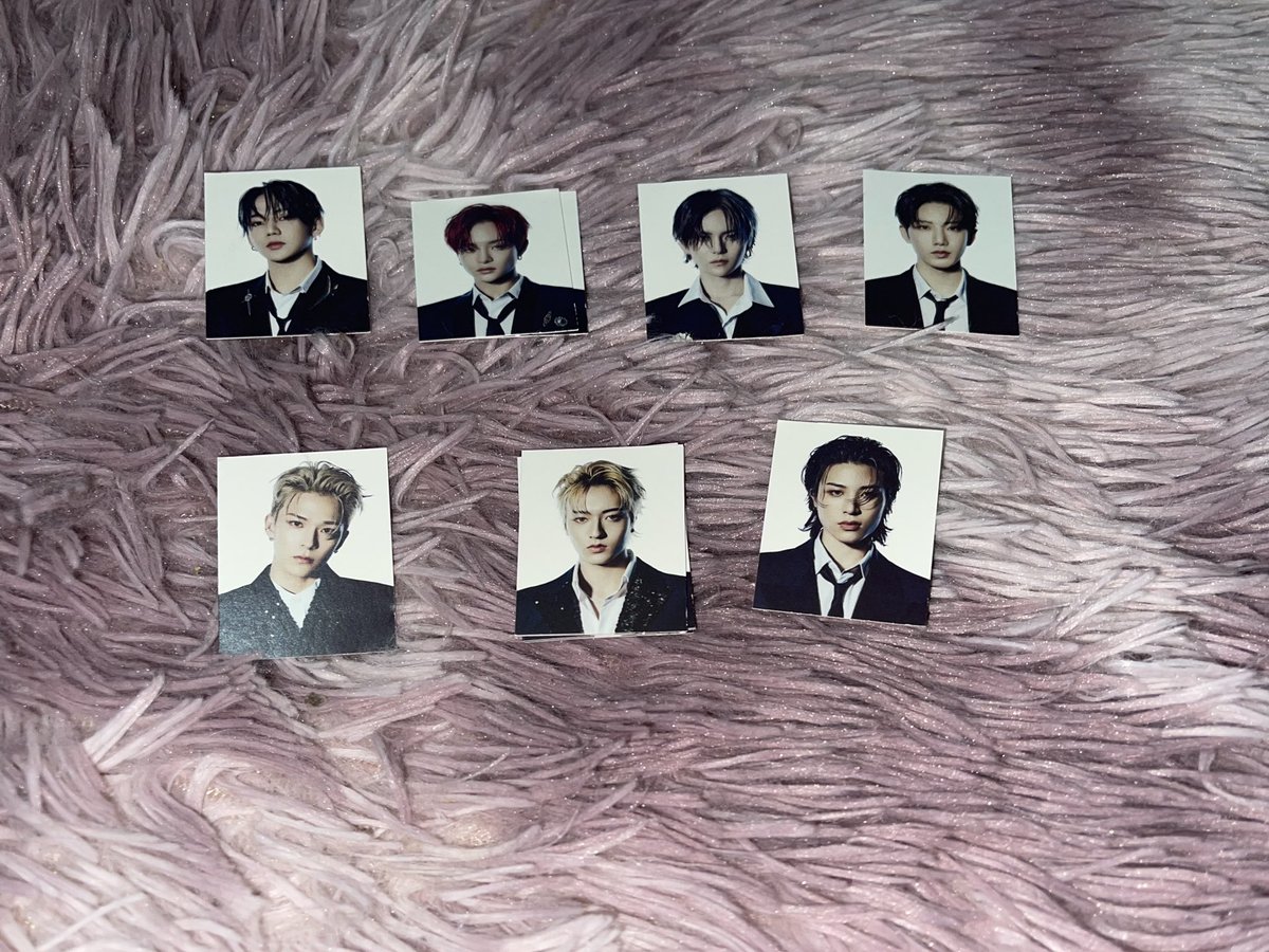 kselect_ph2's tweet photo. ⚡️⚡️PAYDAY SALE⚡️⚡️
WTS LFB help rt
TREASURE REBOOT ID PHOTO TINGI
💸30php each ALL IN + LSF
FROM MERCARI JAPAN 🇯🇵
NO TO SENSITIVE BUYERS ❌
ON HAND ✨
NO RUSH SHIPPING ❌
QRT MINE + MEMBER
#KSelectPHSale #KSelectPHPaydaySale @treasuremembers https://t.co/qCFNiooJQE