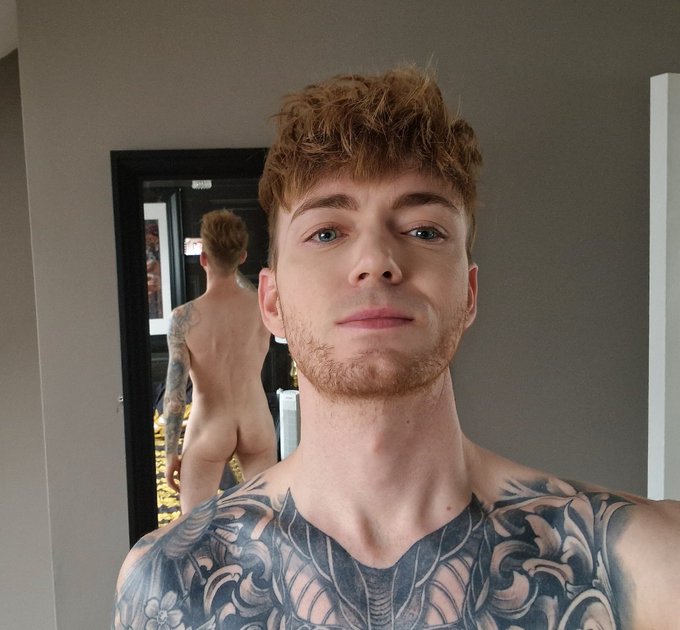 Good morning guys,  big day today 🦊😜 https://t.co/iqAAEWFwpe
